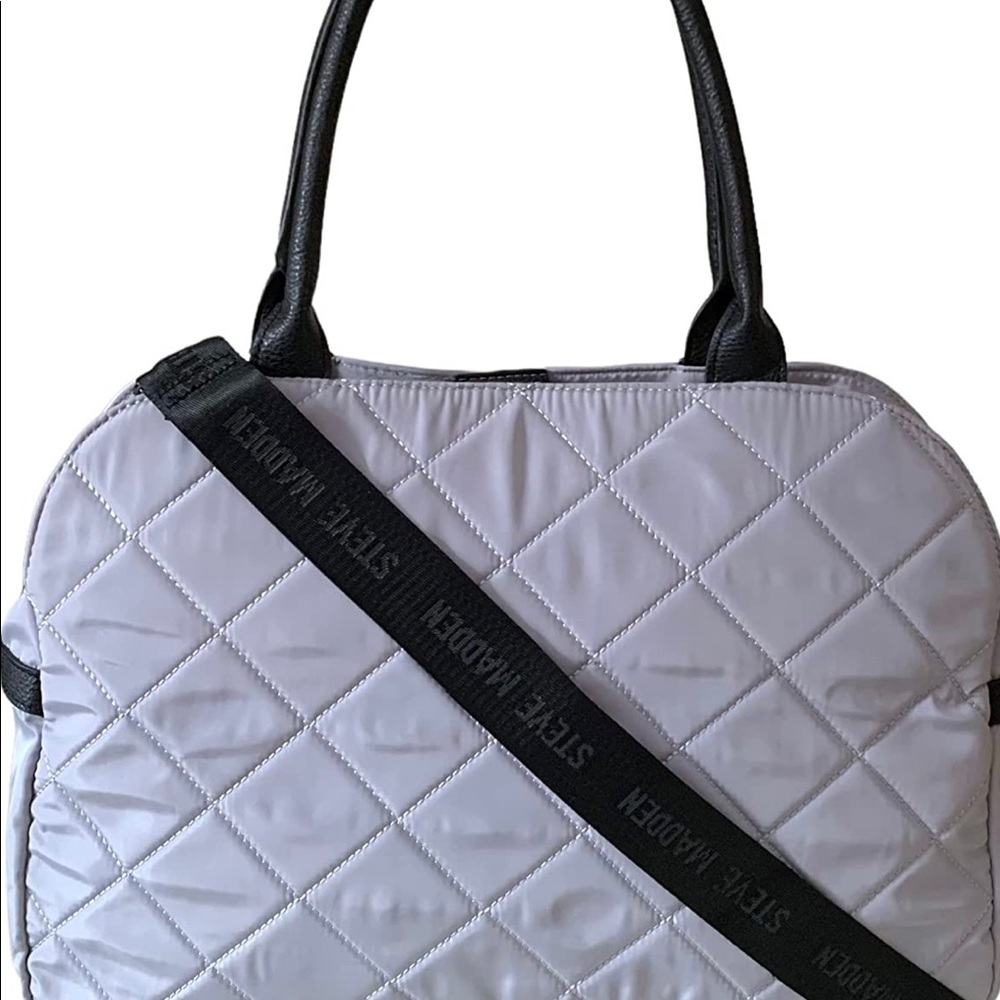Steve Madden Baustin overnight bag - Picture 2 of 8